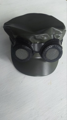 Stylish cap with glasses
